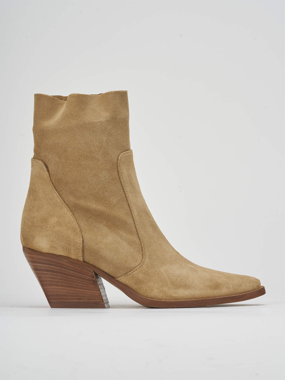 High heel ankle boots heel 7 cm brown suede