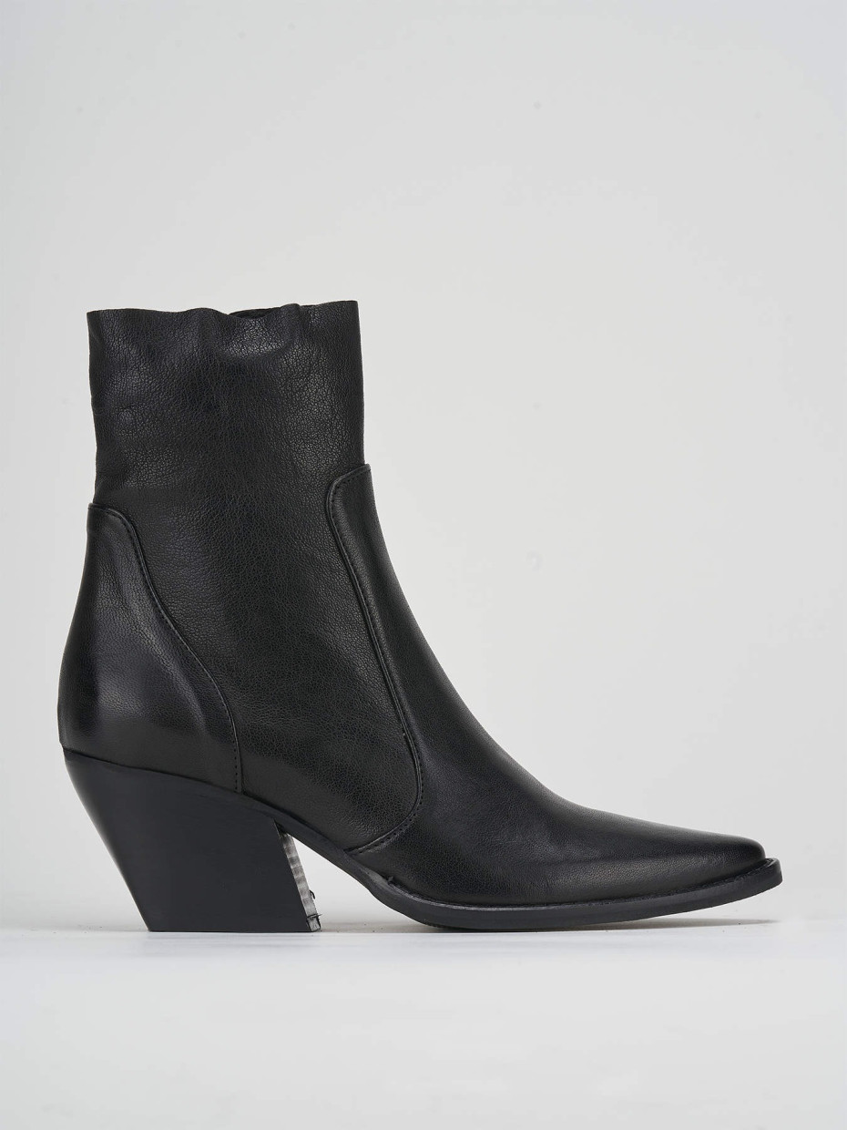 High heel ankle boots heel 7 cm black leather