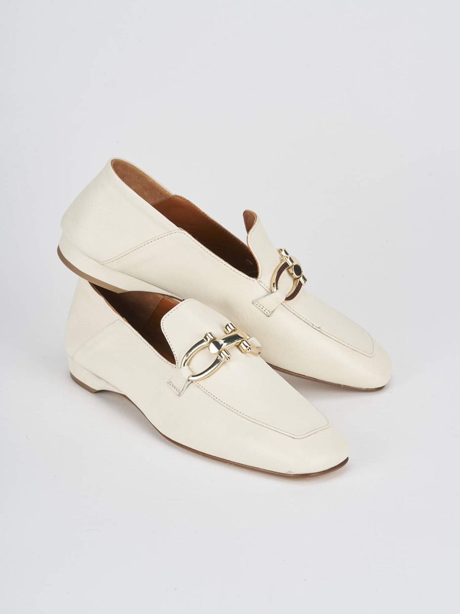 Moccassino tacco 2 cm beige pelle