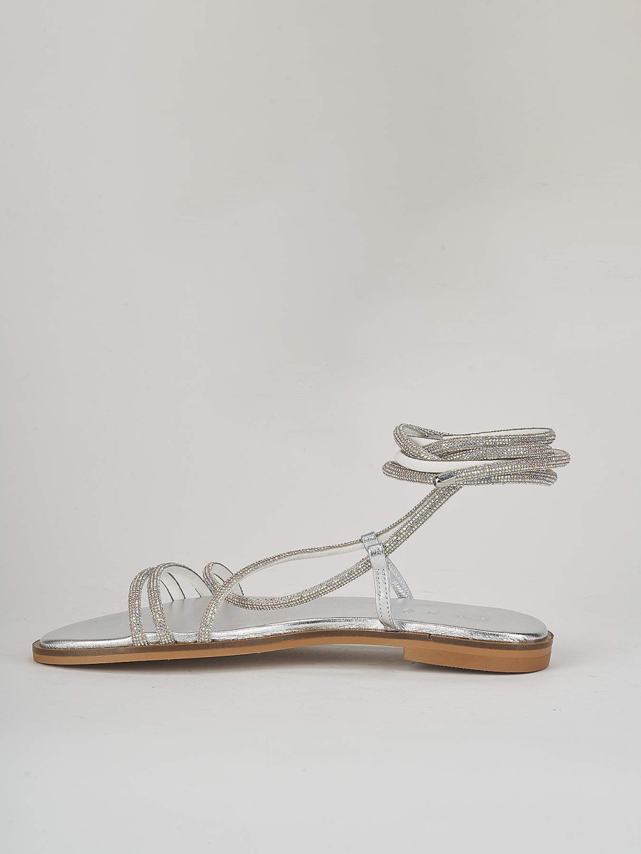 Low heel sandals heel 1 cm silver leather