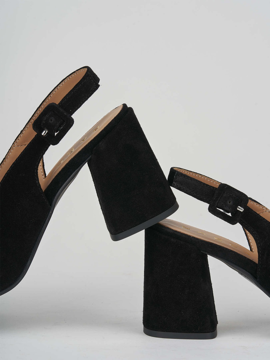 Pumps heel 7 cm black suede