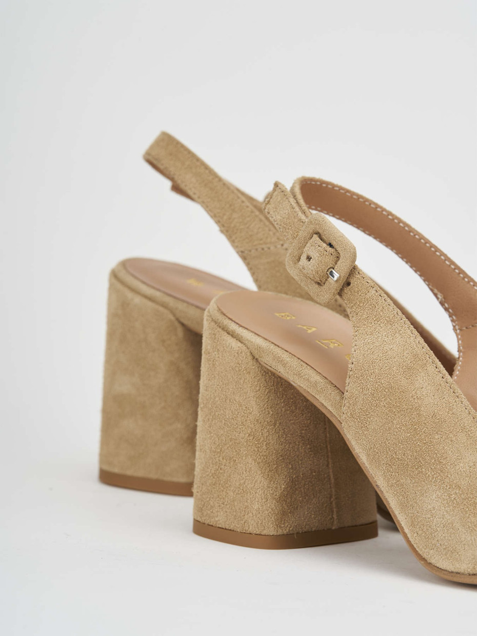 Décolleté e slingback tacco 7cm camoscio beige