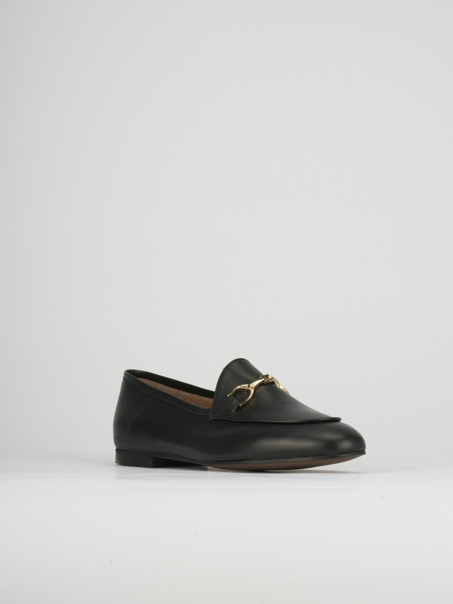 Loafers heel 1 cm black leather