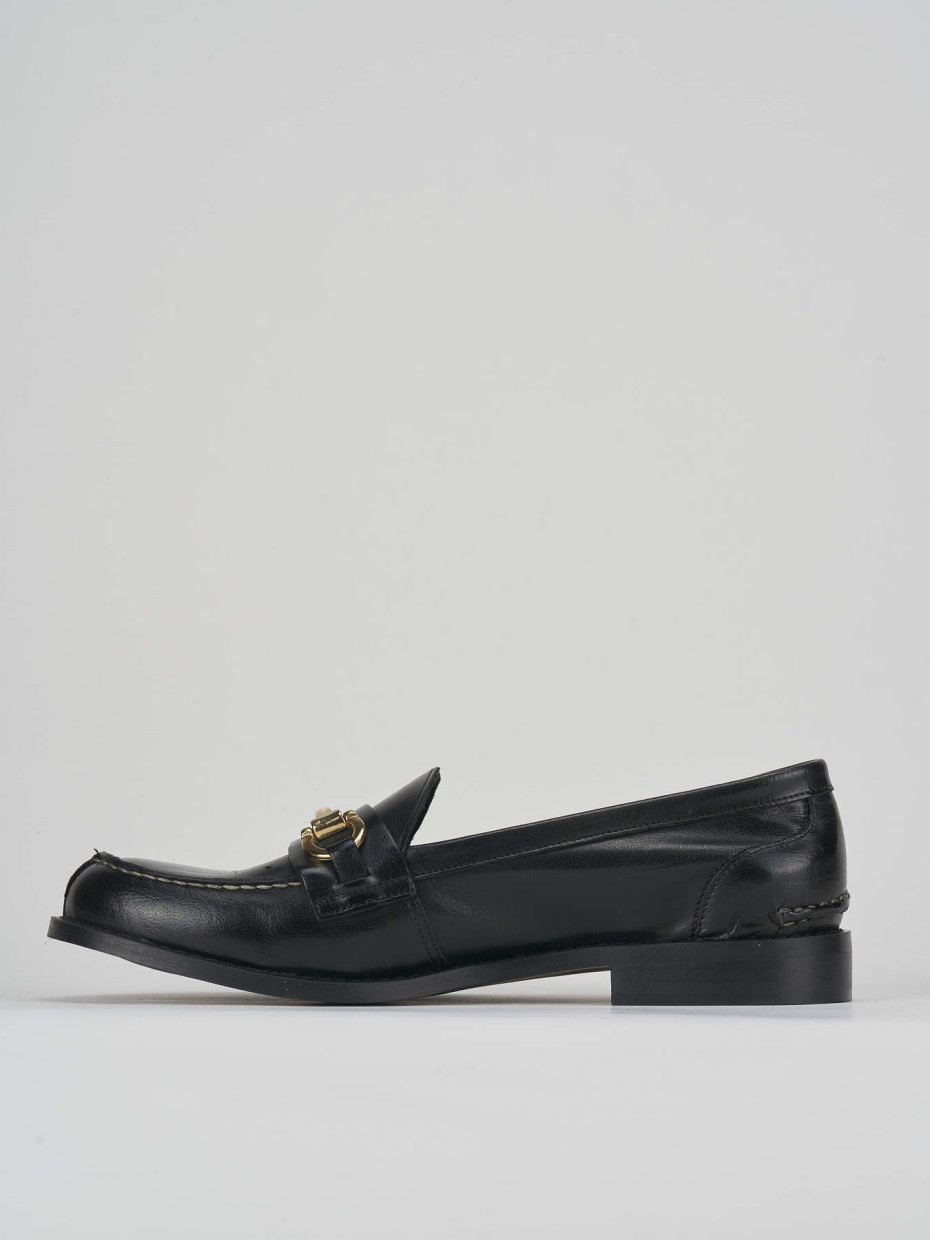 Mocassino tacco 2 cm nero pelle