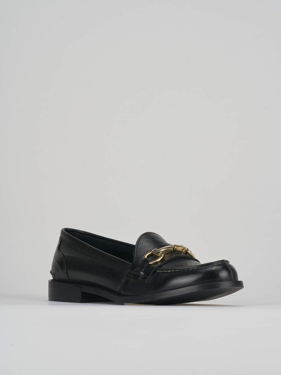 Loafers heel 2 cm black leather