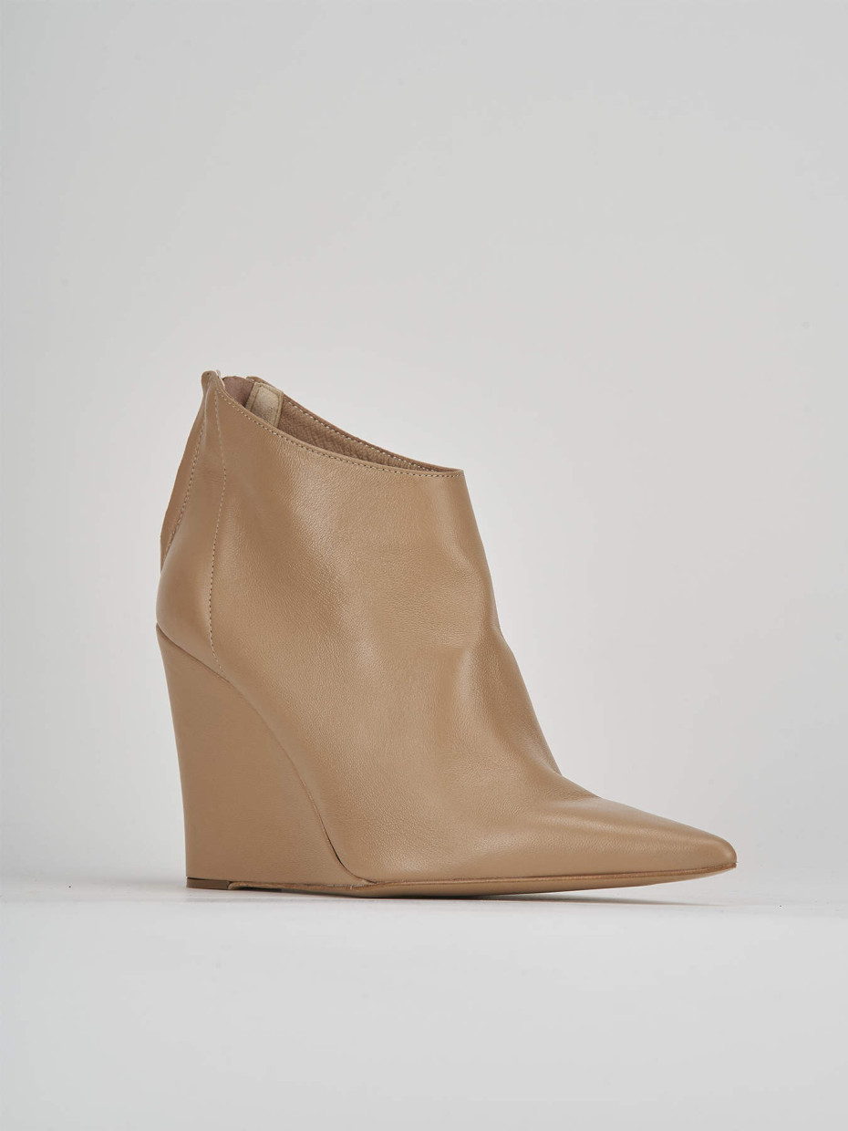 Tan wedge ankle 2024 boots