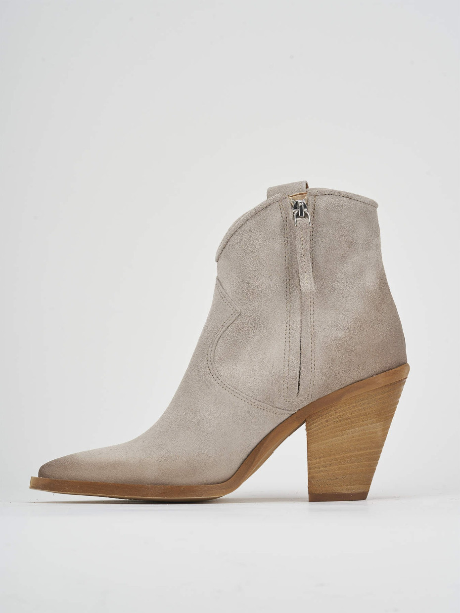 High heel ankle boots heel 7 cm beige suede