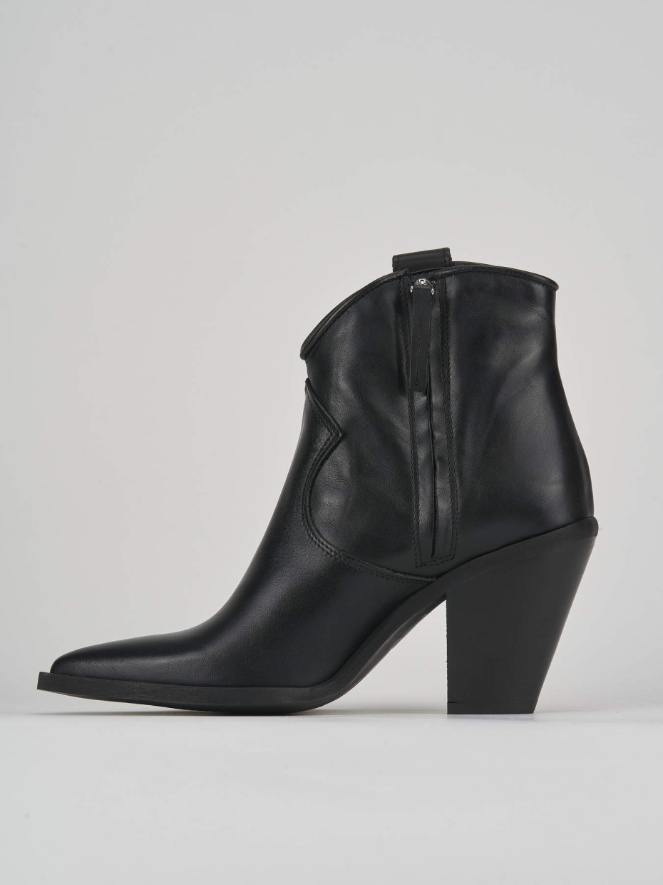 High heel ankle boots heel 7 cm black leather