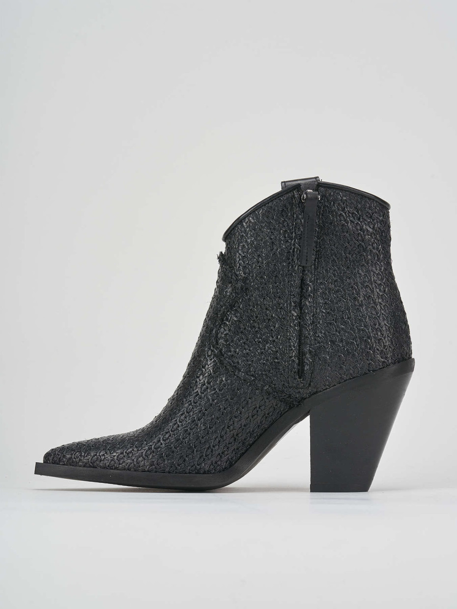 High heel ankle boots heel 8 cm black leather