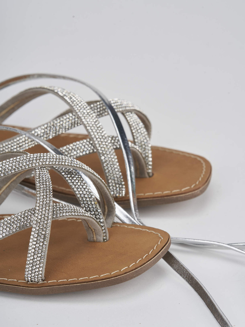 Low heel sandals heel 1 cm silver leather