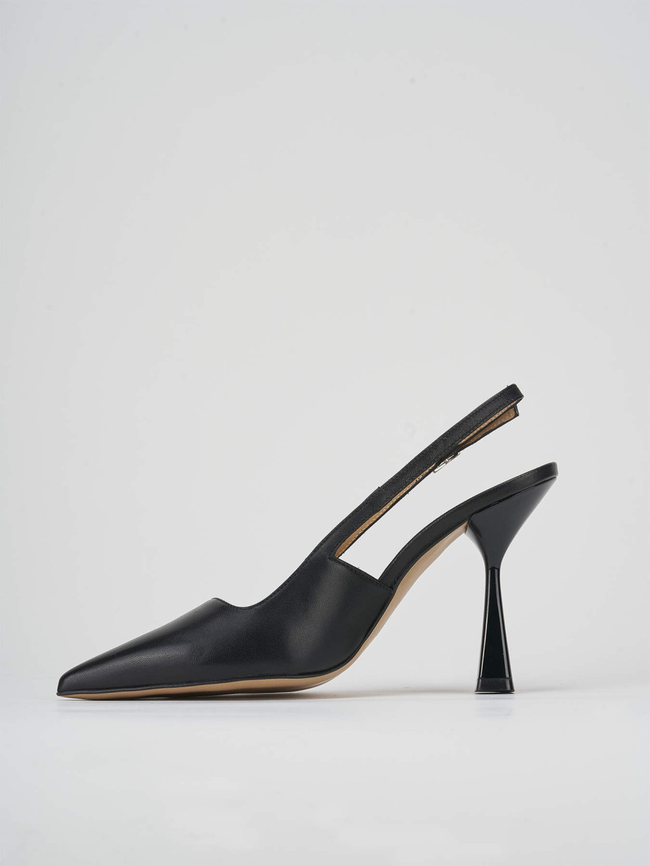 Slingback decolte tacco 8 nero pelle