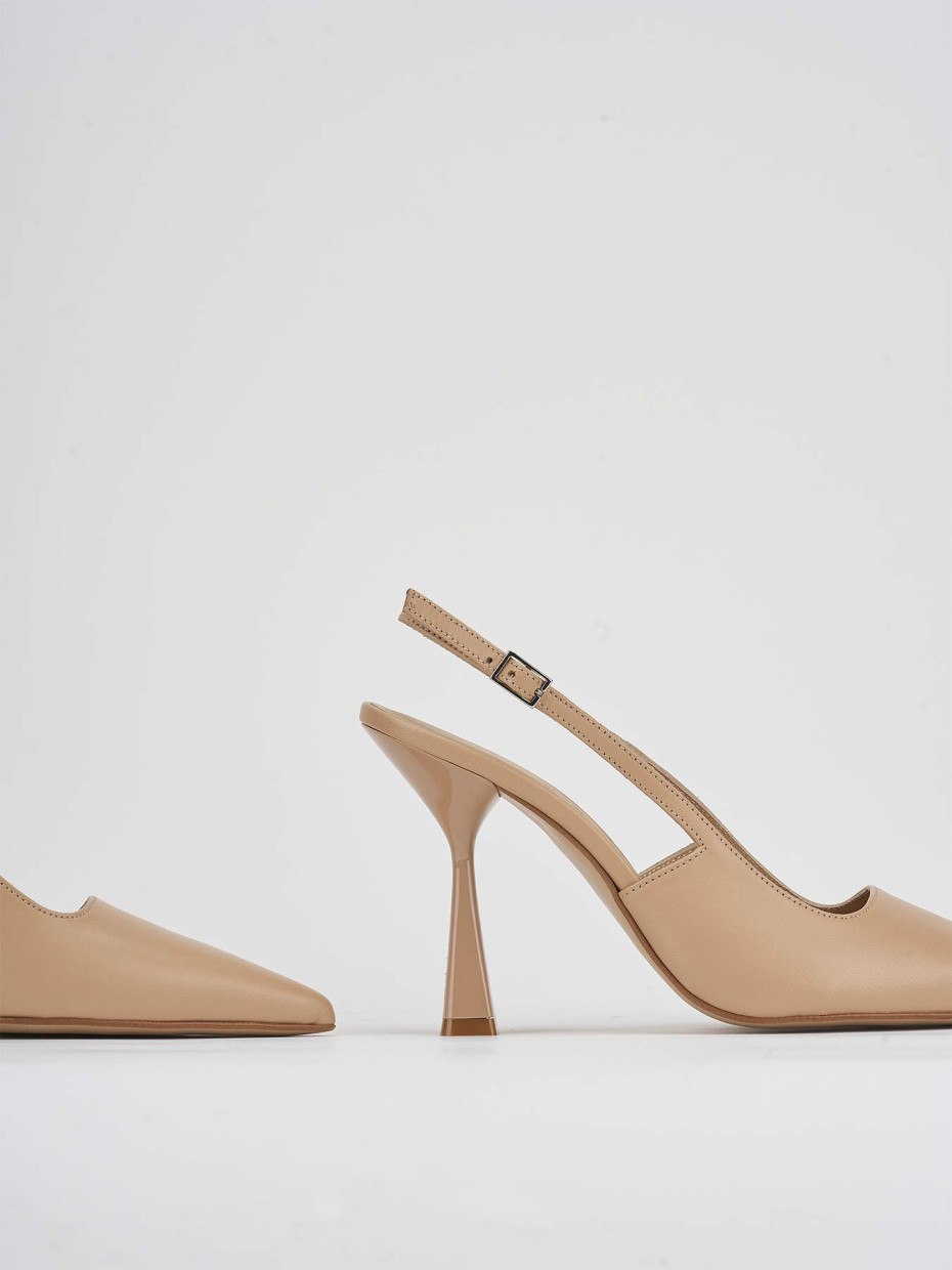 Pumps heel 9 cm brown leather