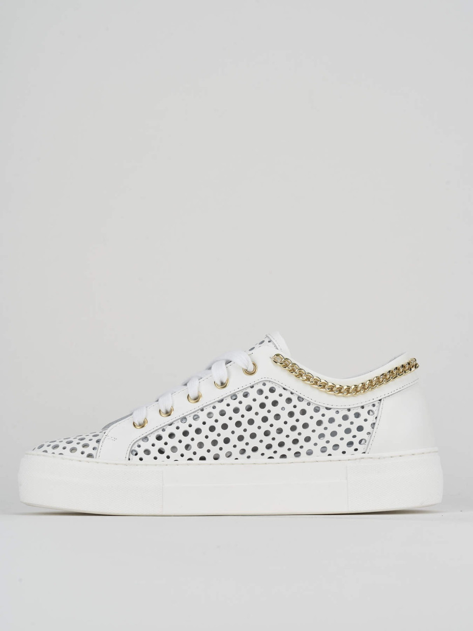 Sneakers white leather