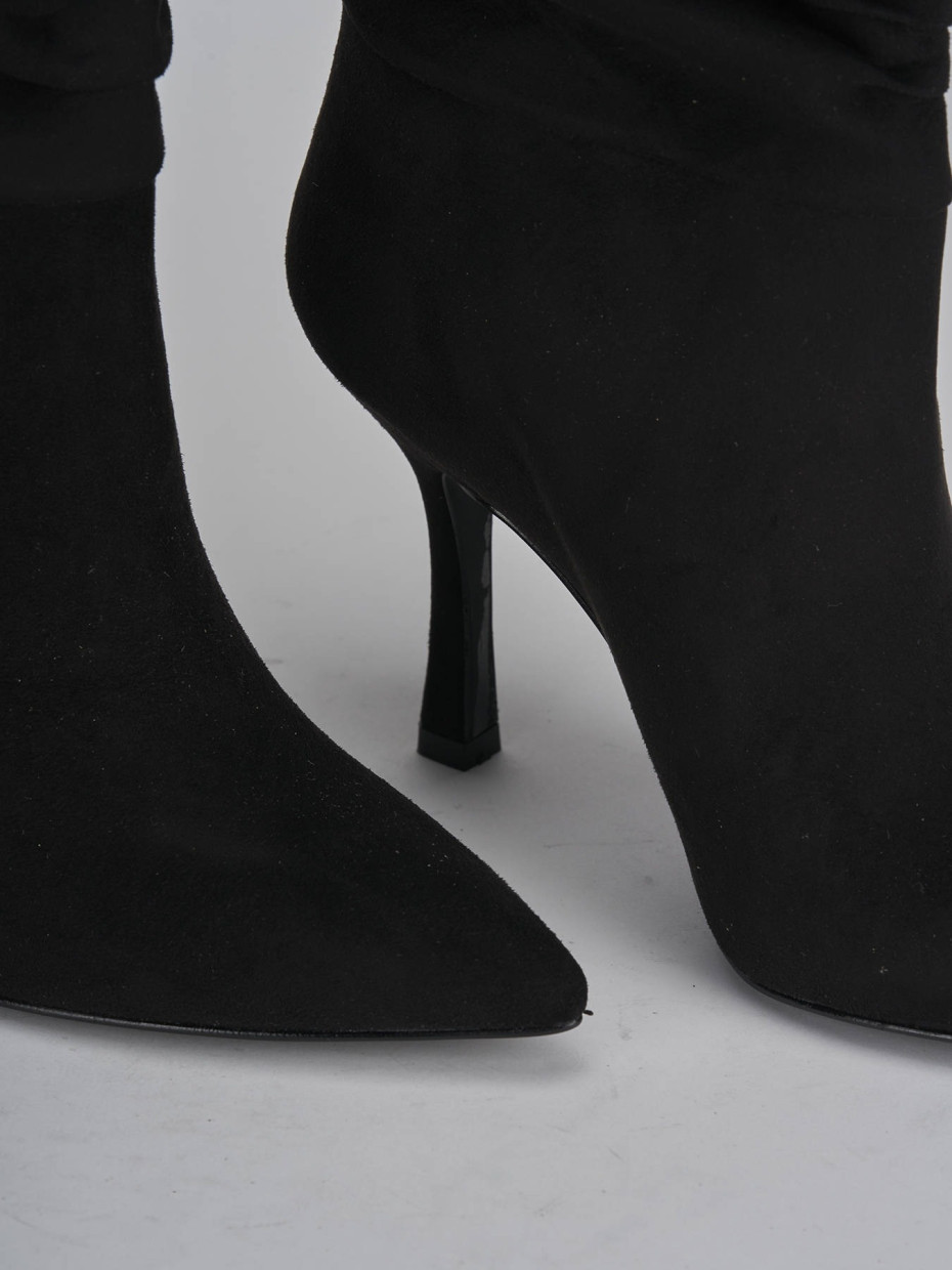 High heel ankle boots heel 9 cm black suede