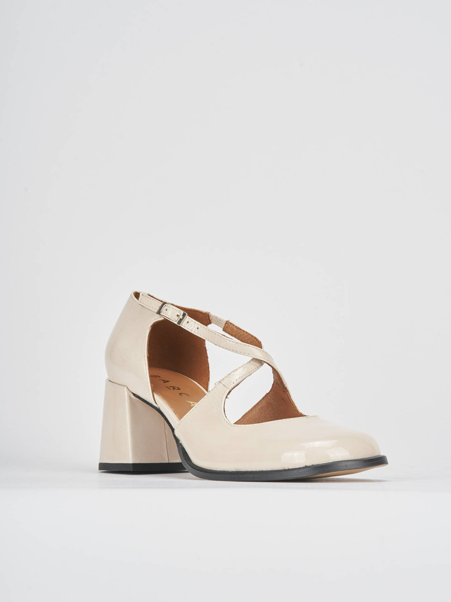 Pumps heel 8 cm white patent