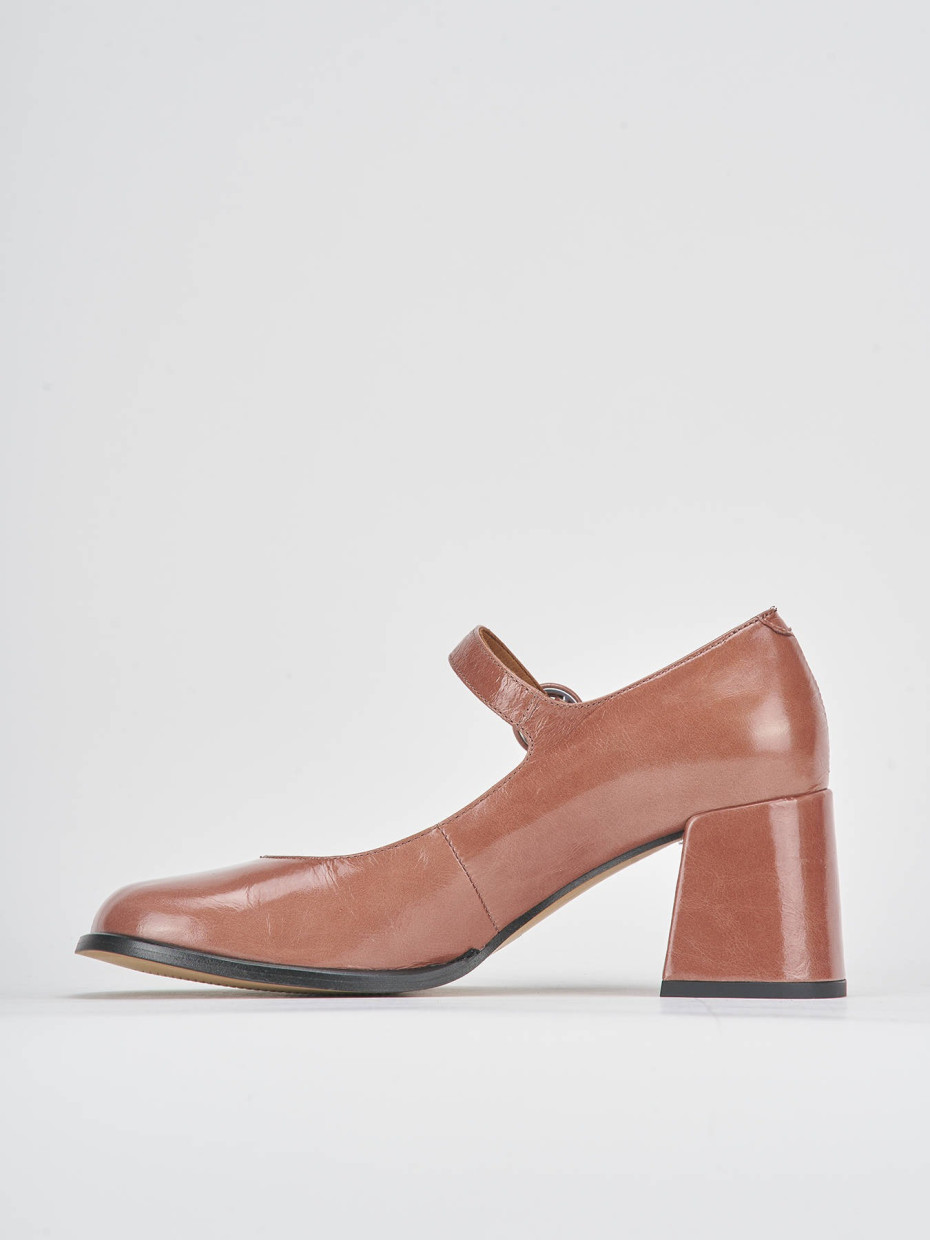 Pumps heel 8 cm pink patent