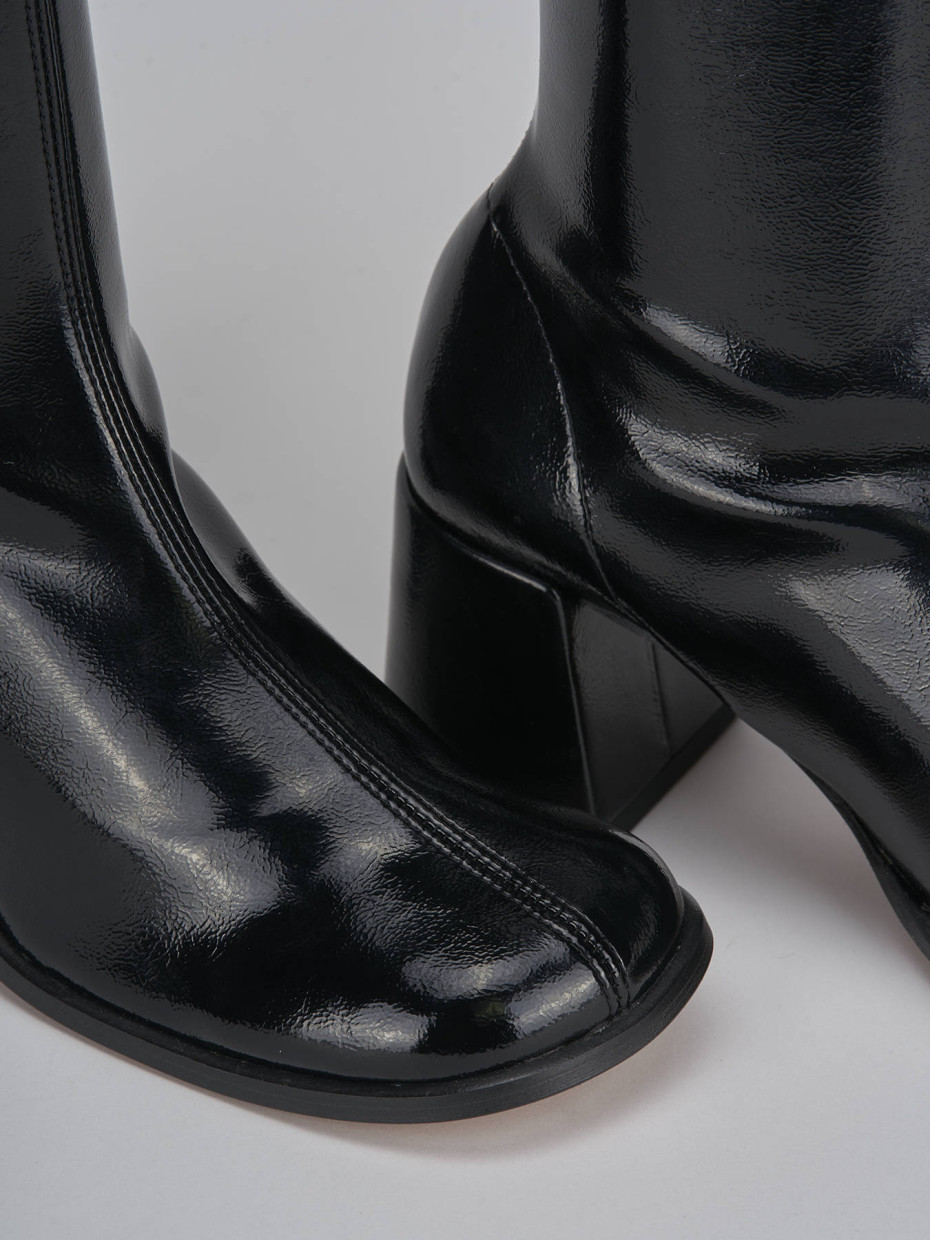 High heel ankle boots woman heel 7 cm black patent Barca Stores