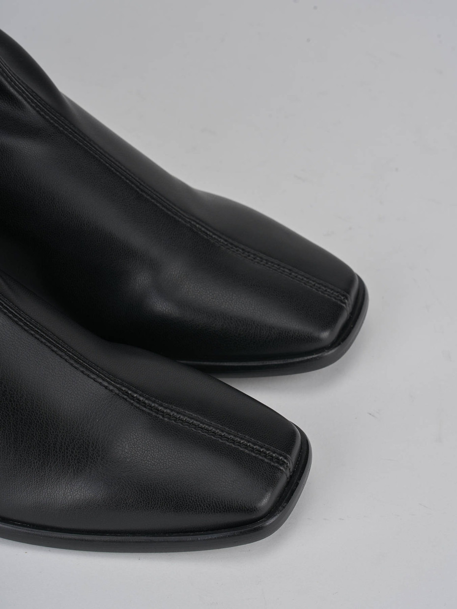 High heel boots heel 5 cm black leather