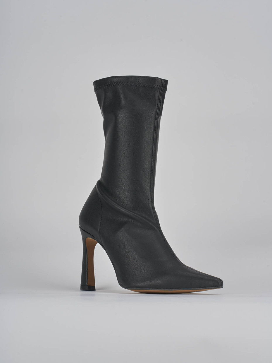 High heel ankle boots heel 9 cm black leather