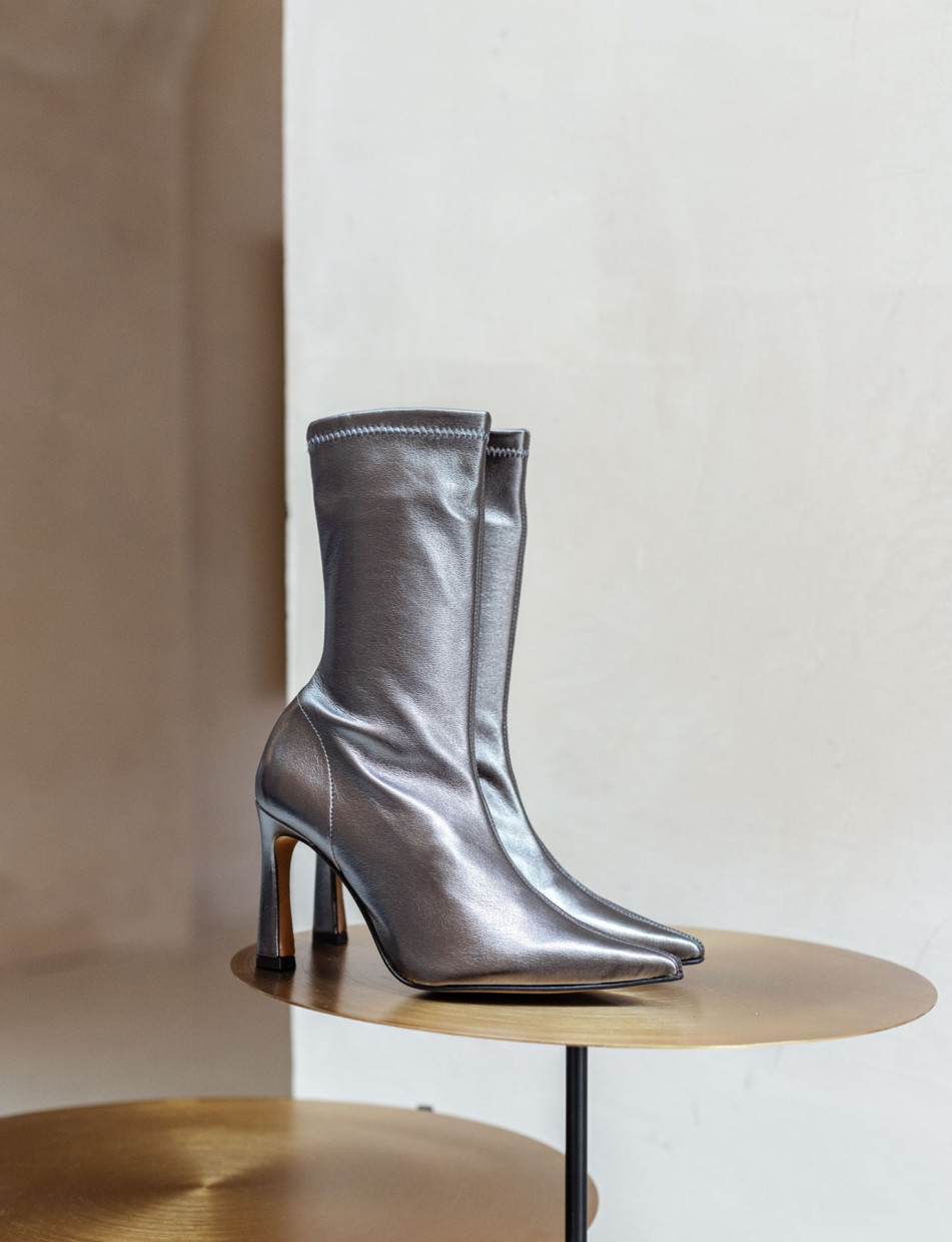 High heel ankle boots heel 9 cm silver leather