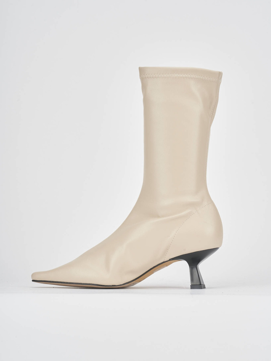 High heel ankle boots heel 5 cm beige leather