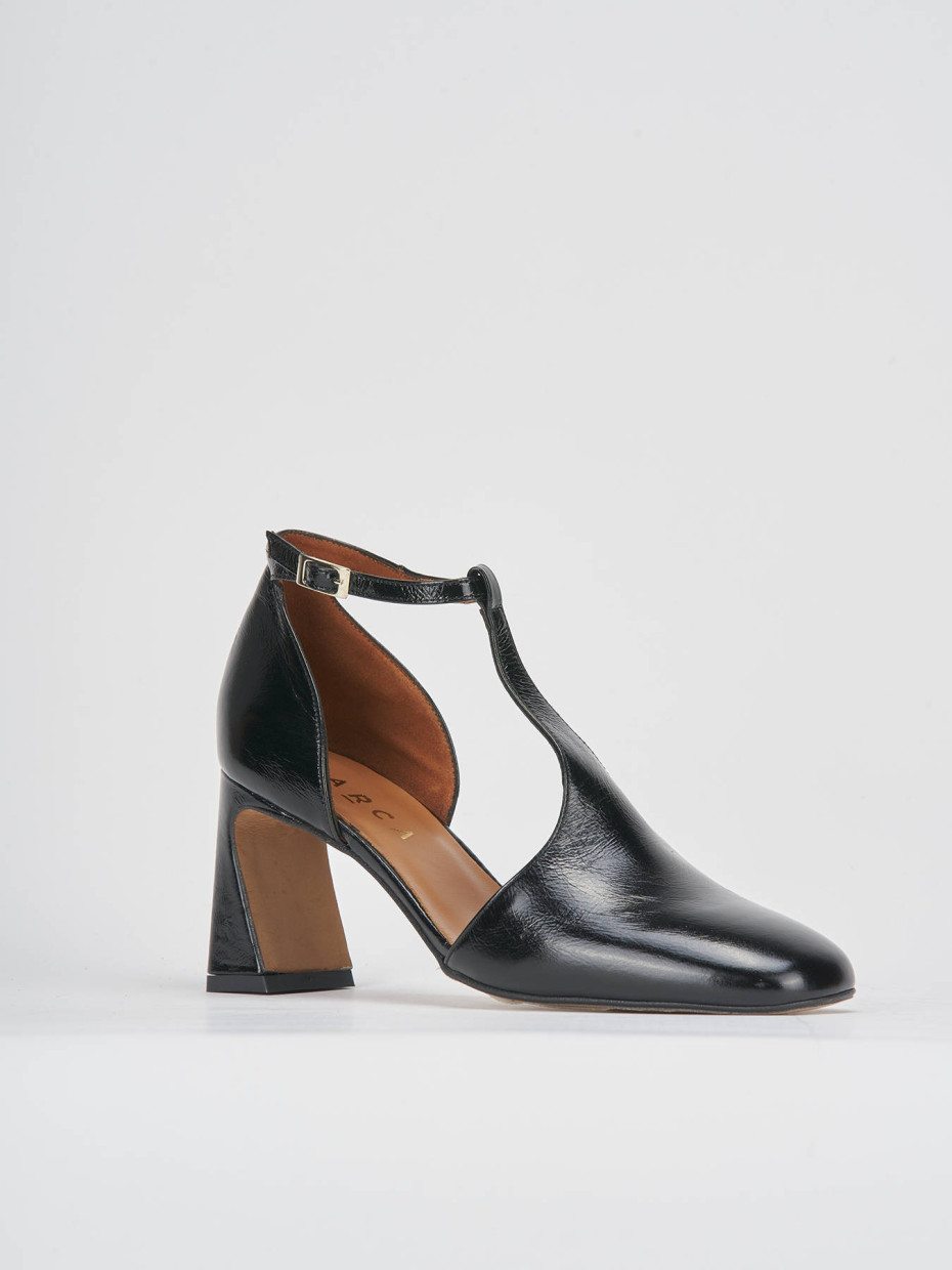Pumps heel 5 cm black patent