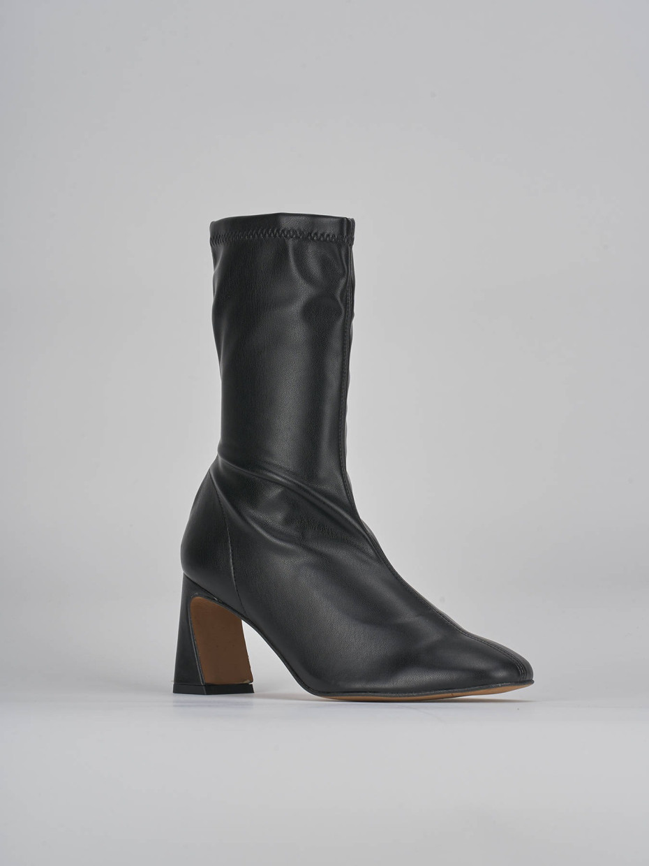 High heel ankle boots heel 8 cm black leather