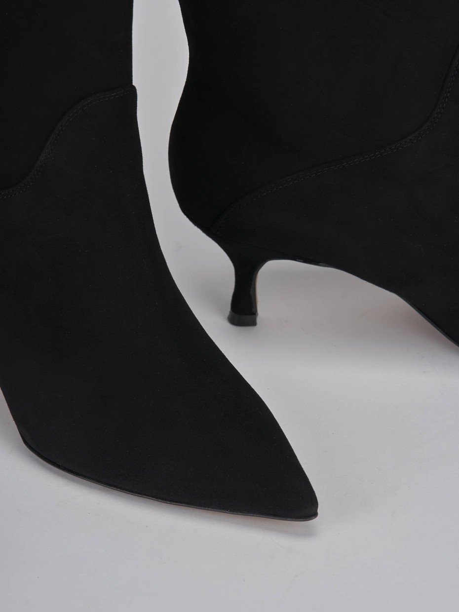 High heel ankle boots heel 5 cm black suede