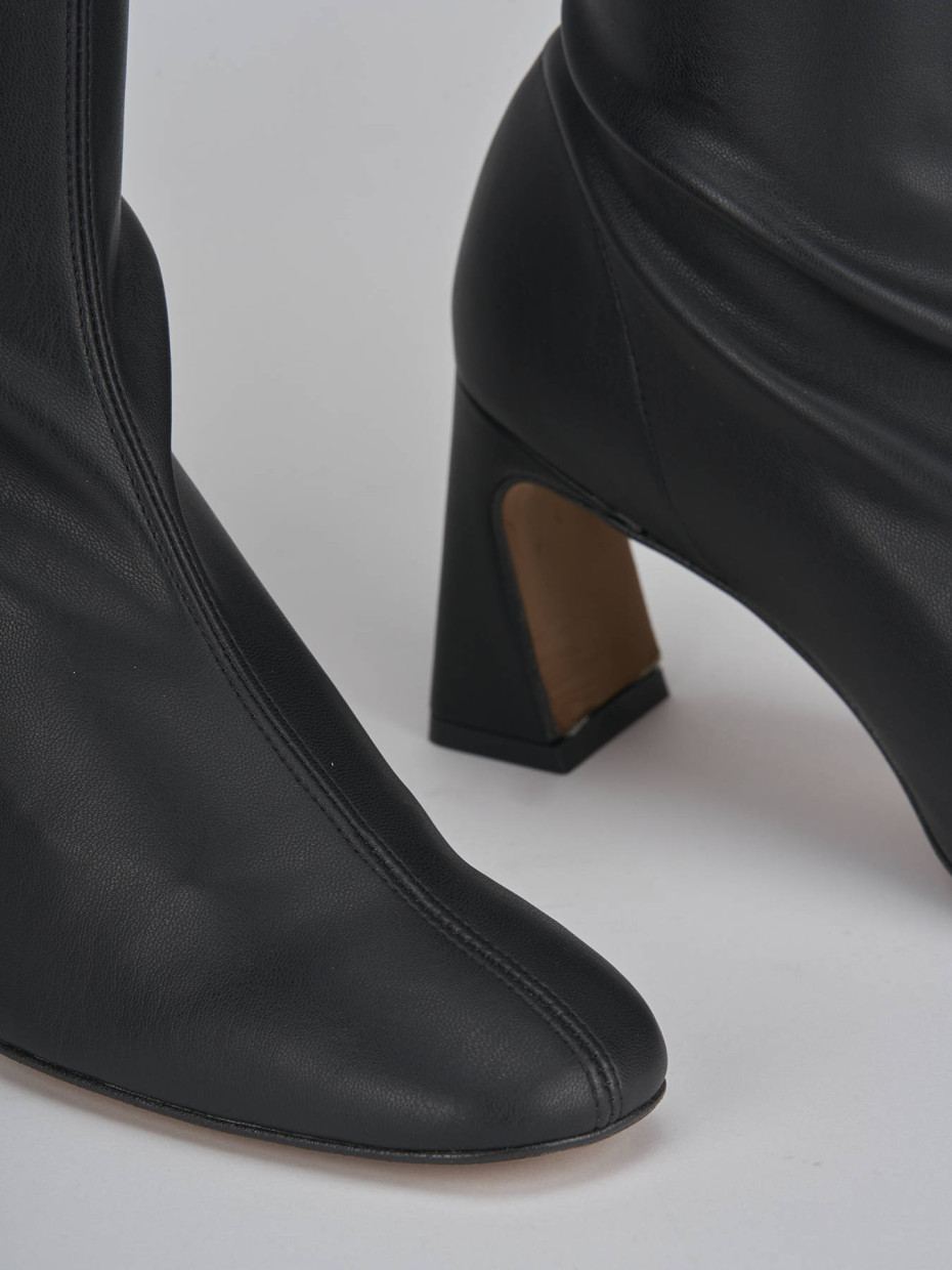 High heel boots heel 9 cm black leather