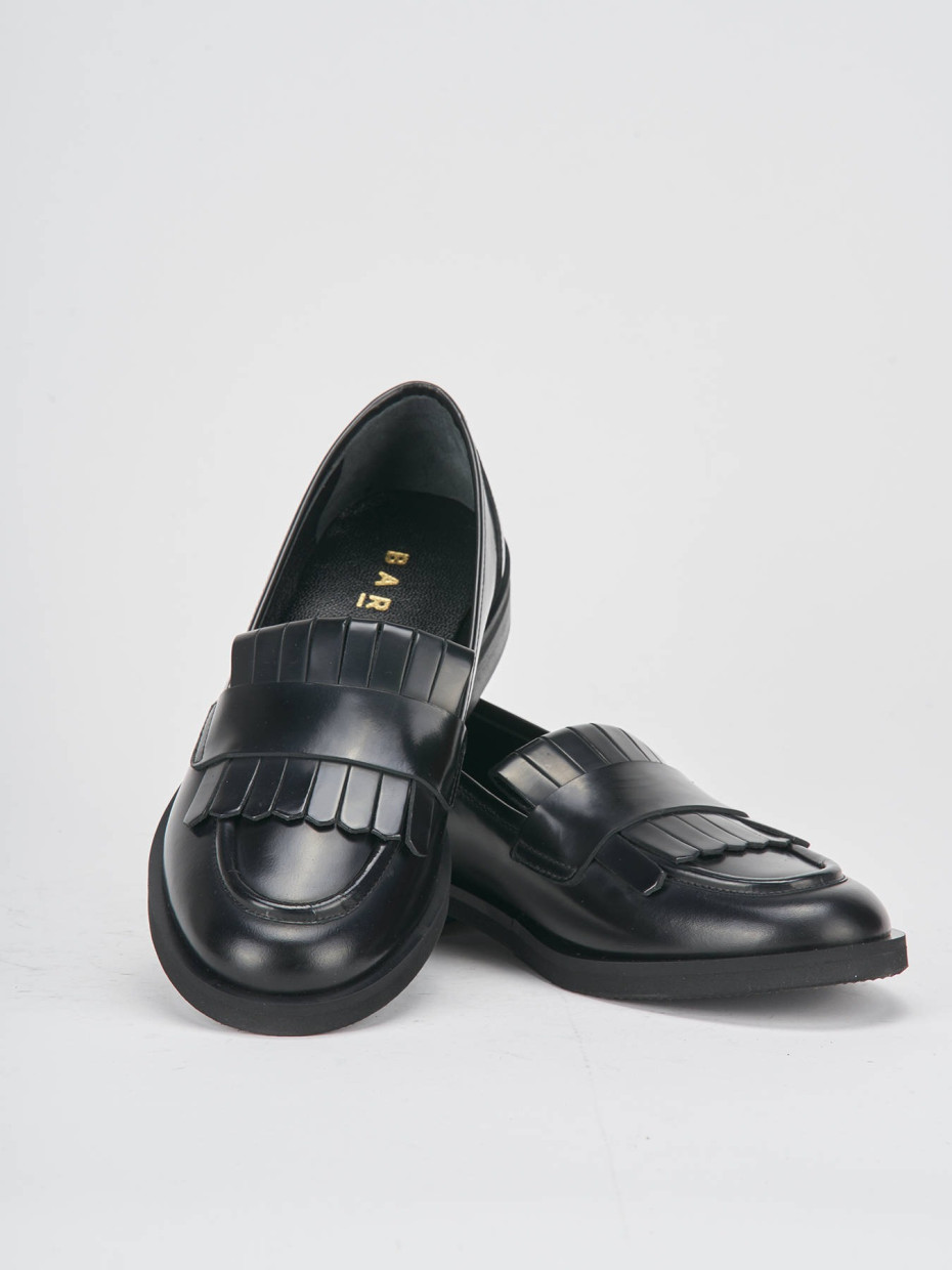 Loafers heel 1 cm black leather