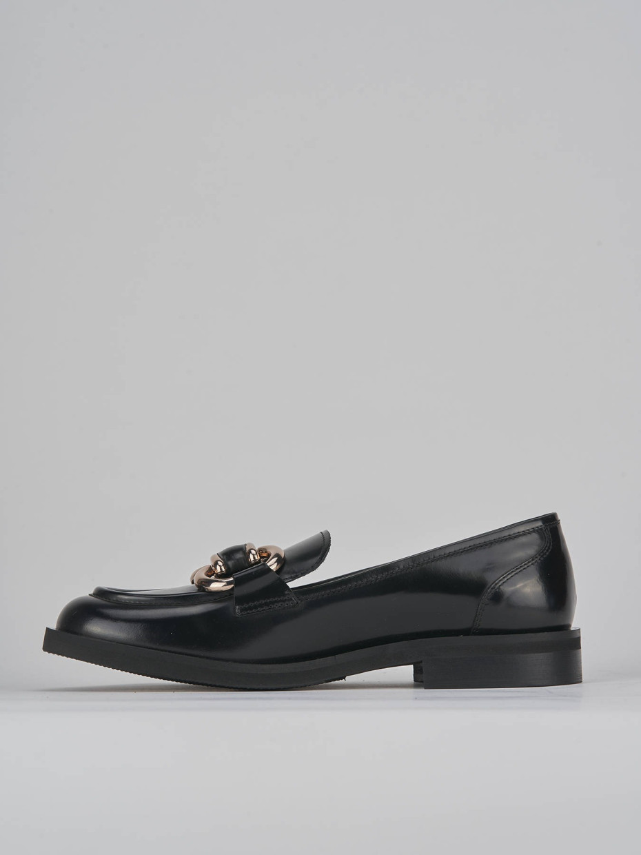 Loafers heel 2 cm black leather