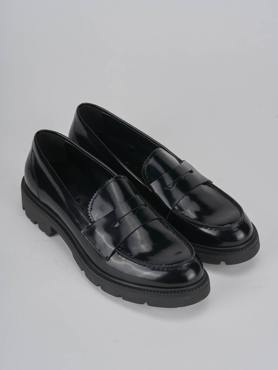 Loafers heel 2 cm black leather
