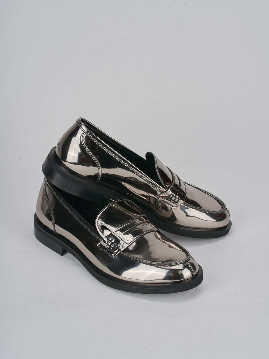 Loafers heel 2 cm silver leather