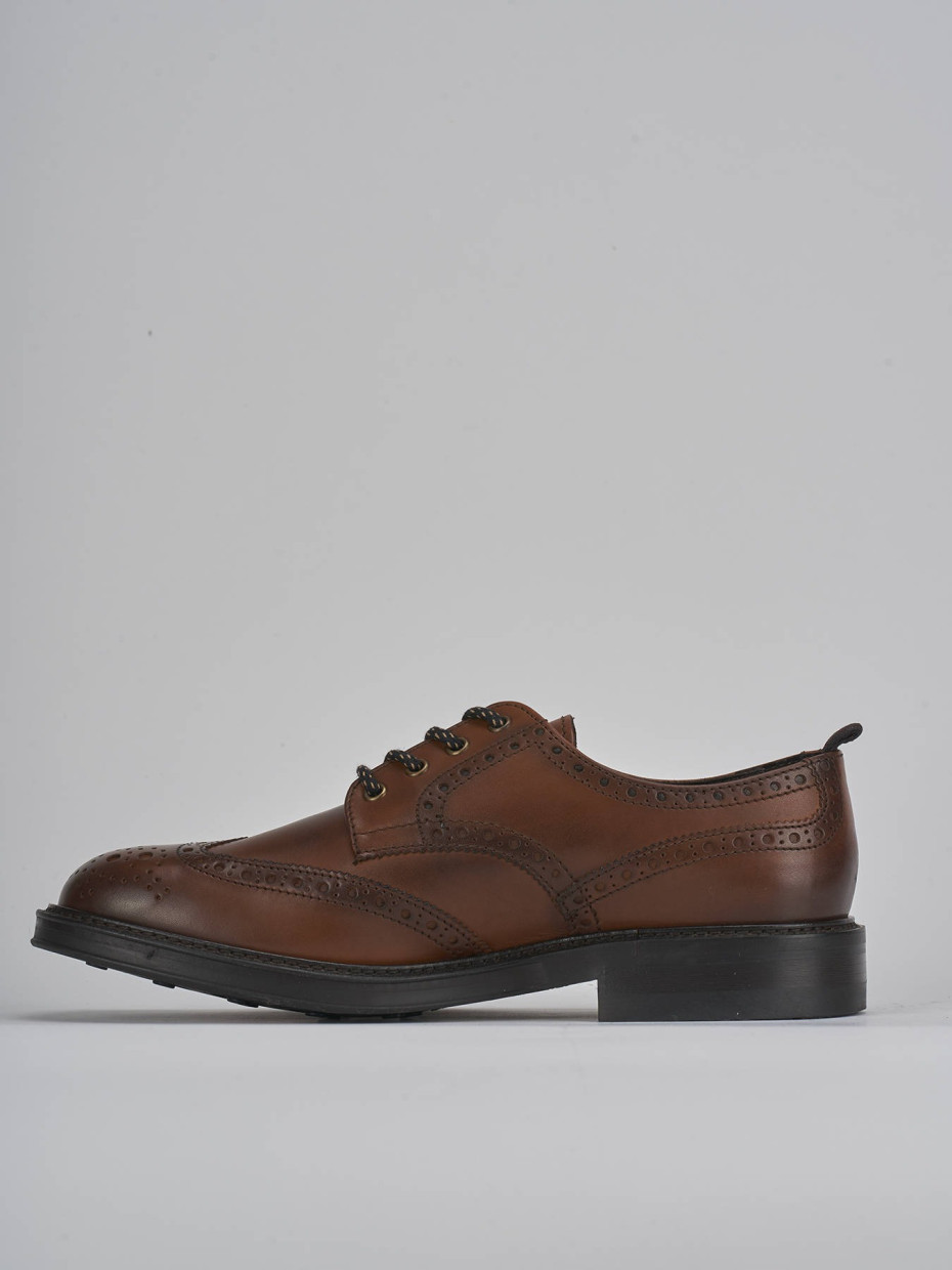 Lace-up shoes brown leather