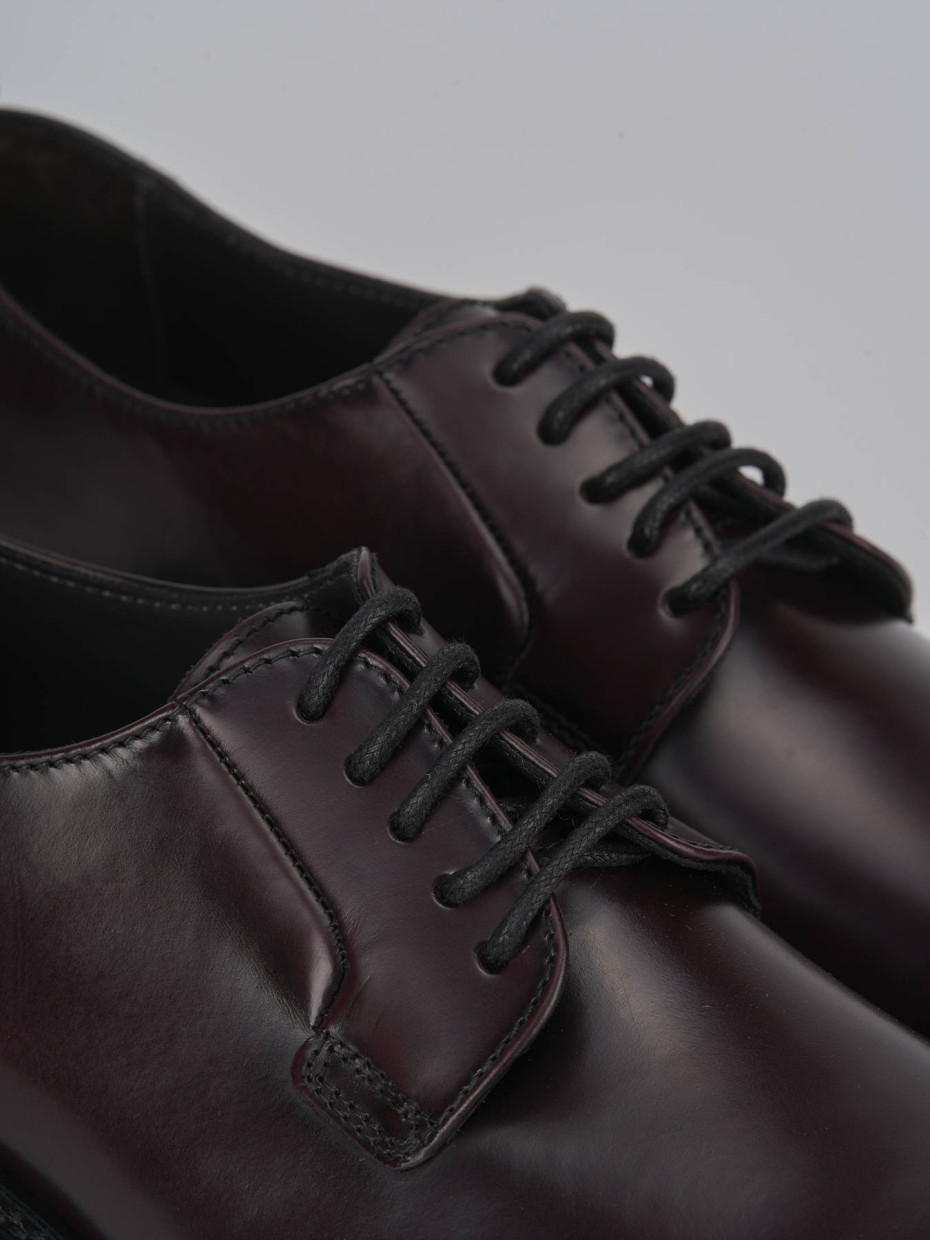 Lace-up shoes bordeaux leather