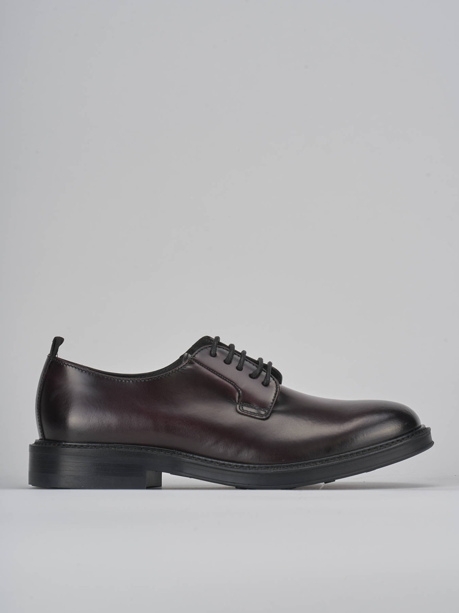 Lace-up shoes bordeaux leather