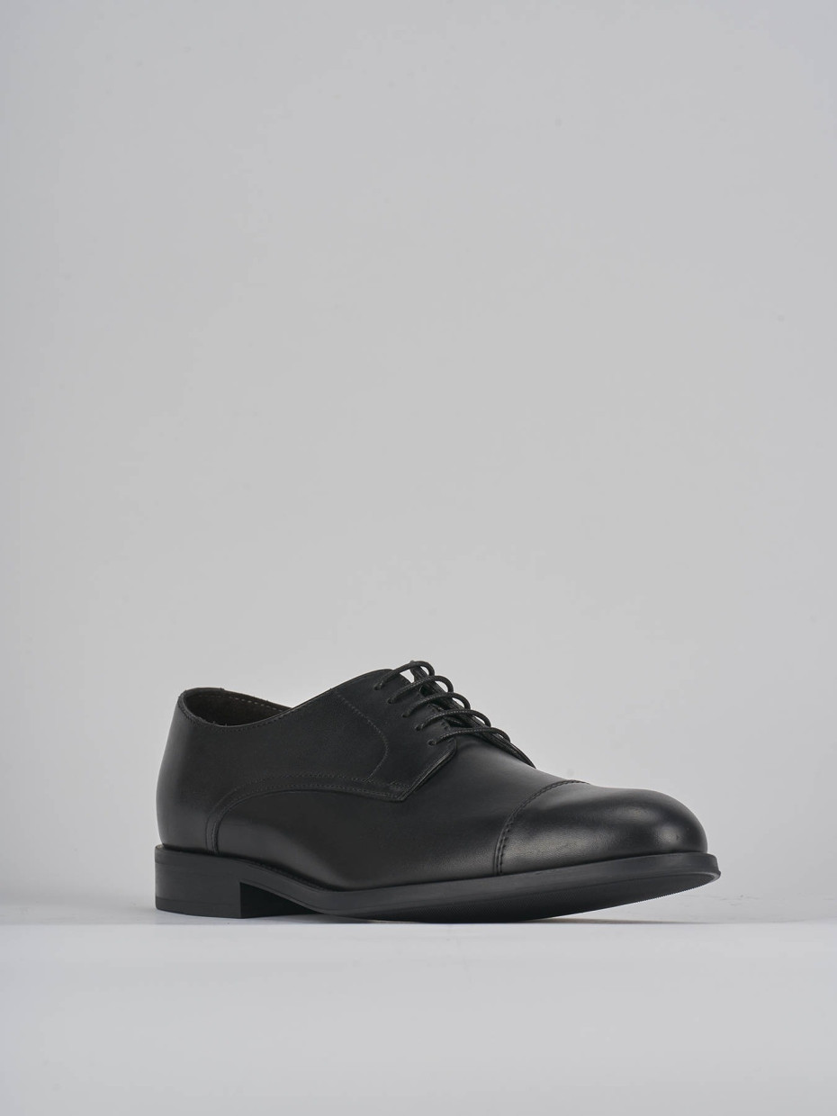 Lace-up shoes black leather