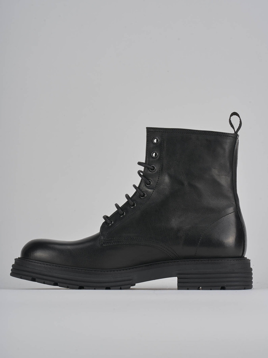 Combat boots black leather