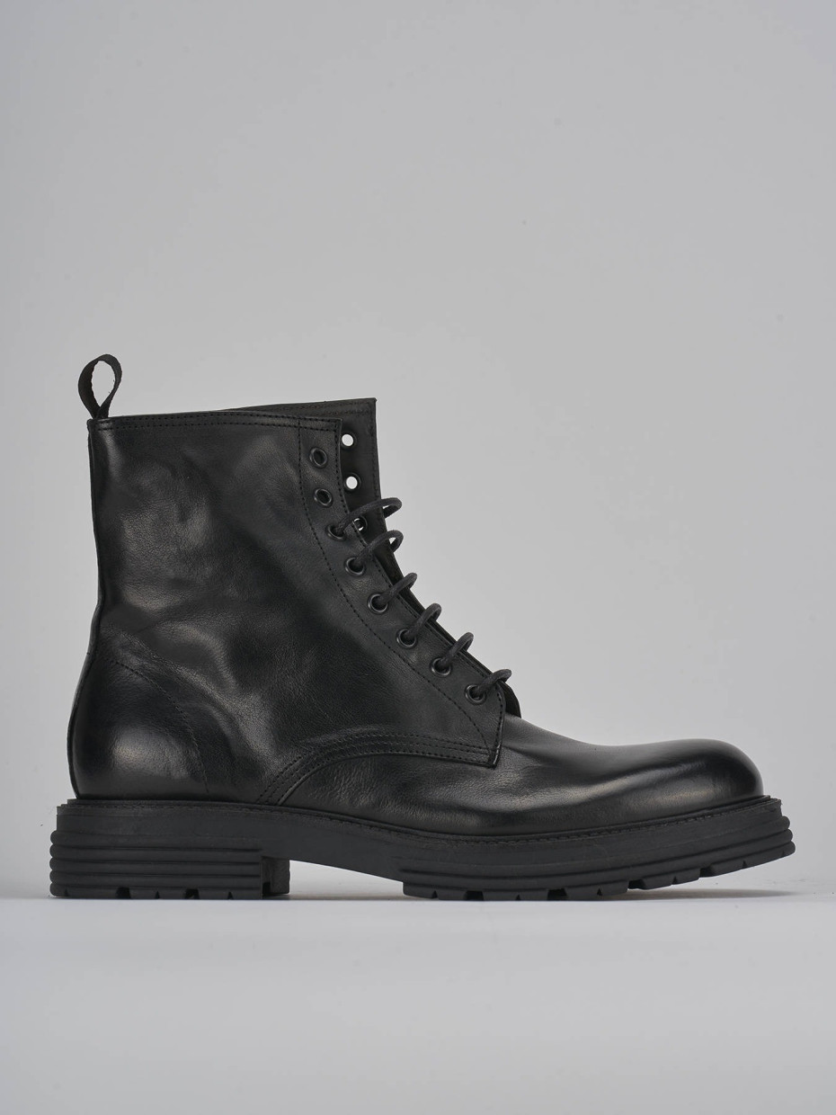 Combat boots black leather