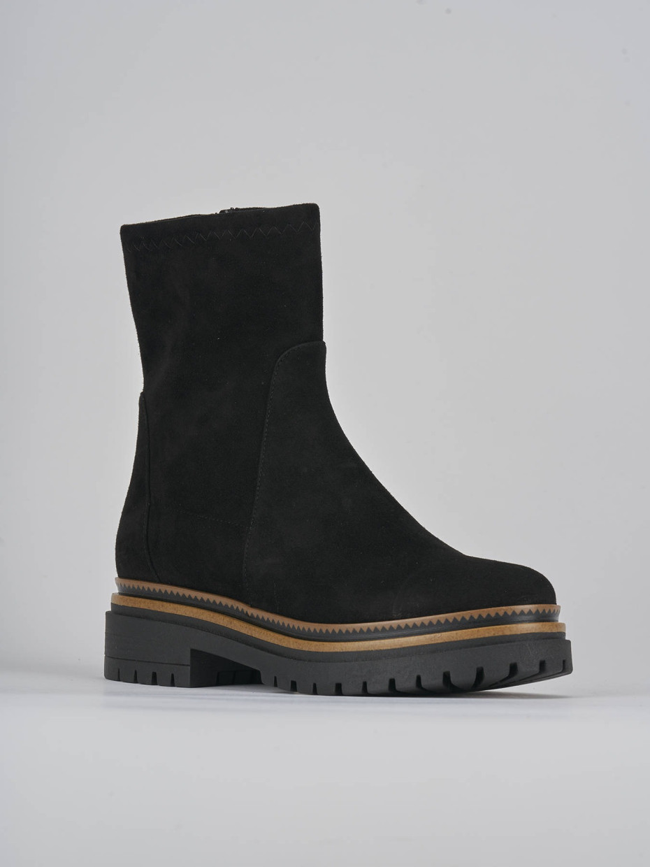 Low heel ankle boots heel 3 cm black suede