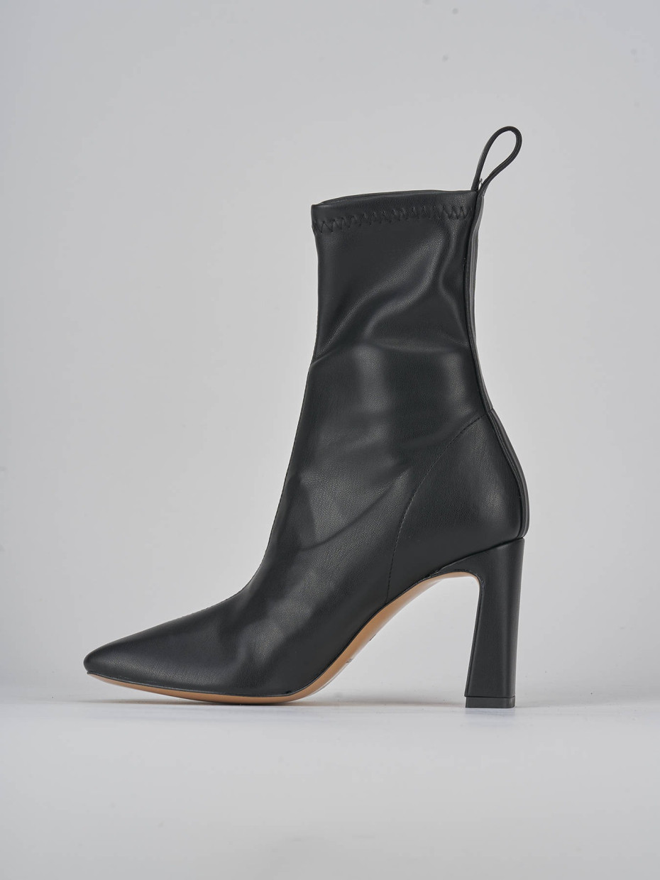 High heel ankle boots heel 9 cm black leather