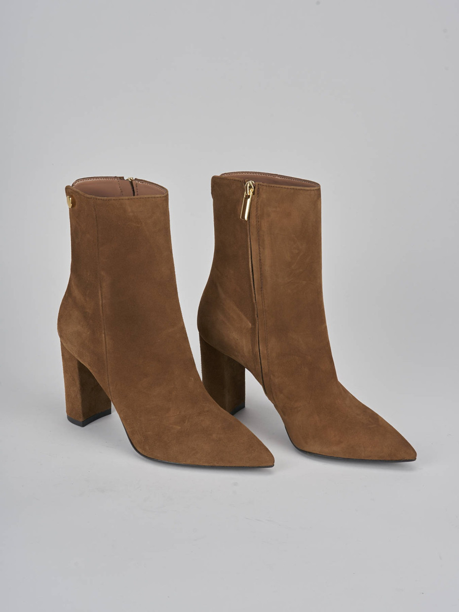 High heel ankle boots heel 9 cm brown suede