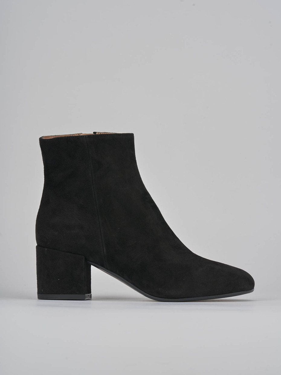 High heel ankle boots heel 6 cm black suede