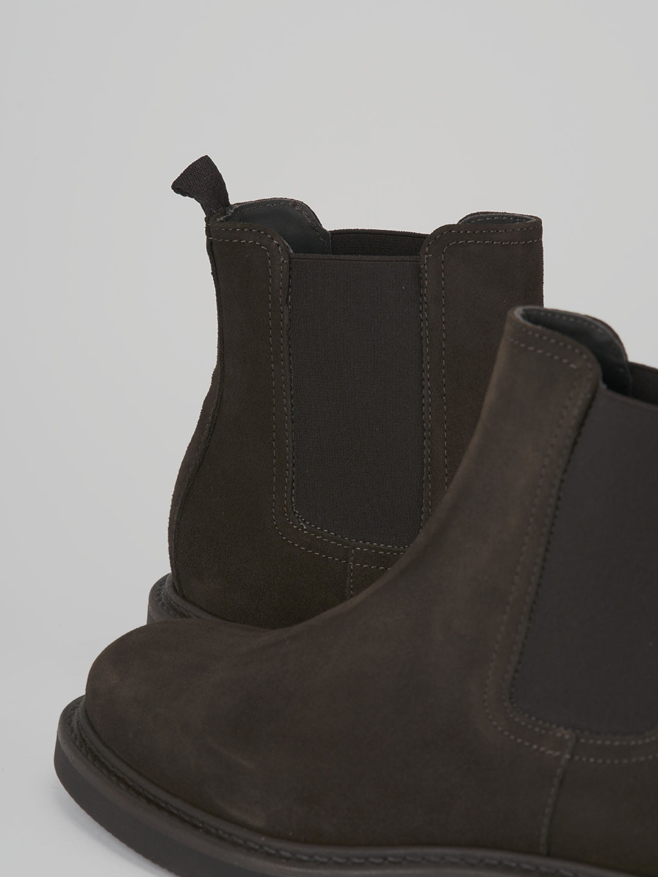 Ankle boots dark brown suede