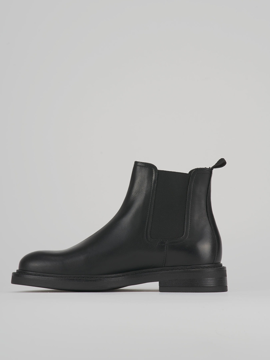 Ankle boots black leather