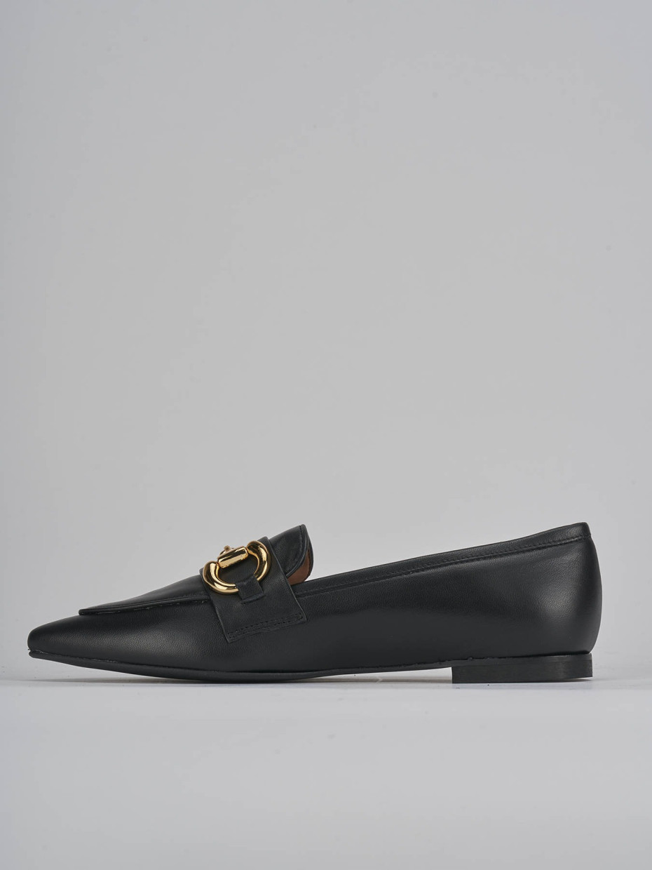 Loafers heel 1 cm black leather