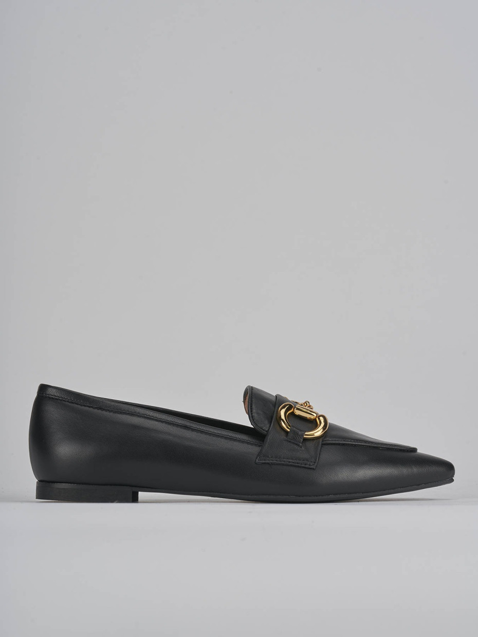 Loafers heel 1 cm black leather