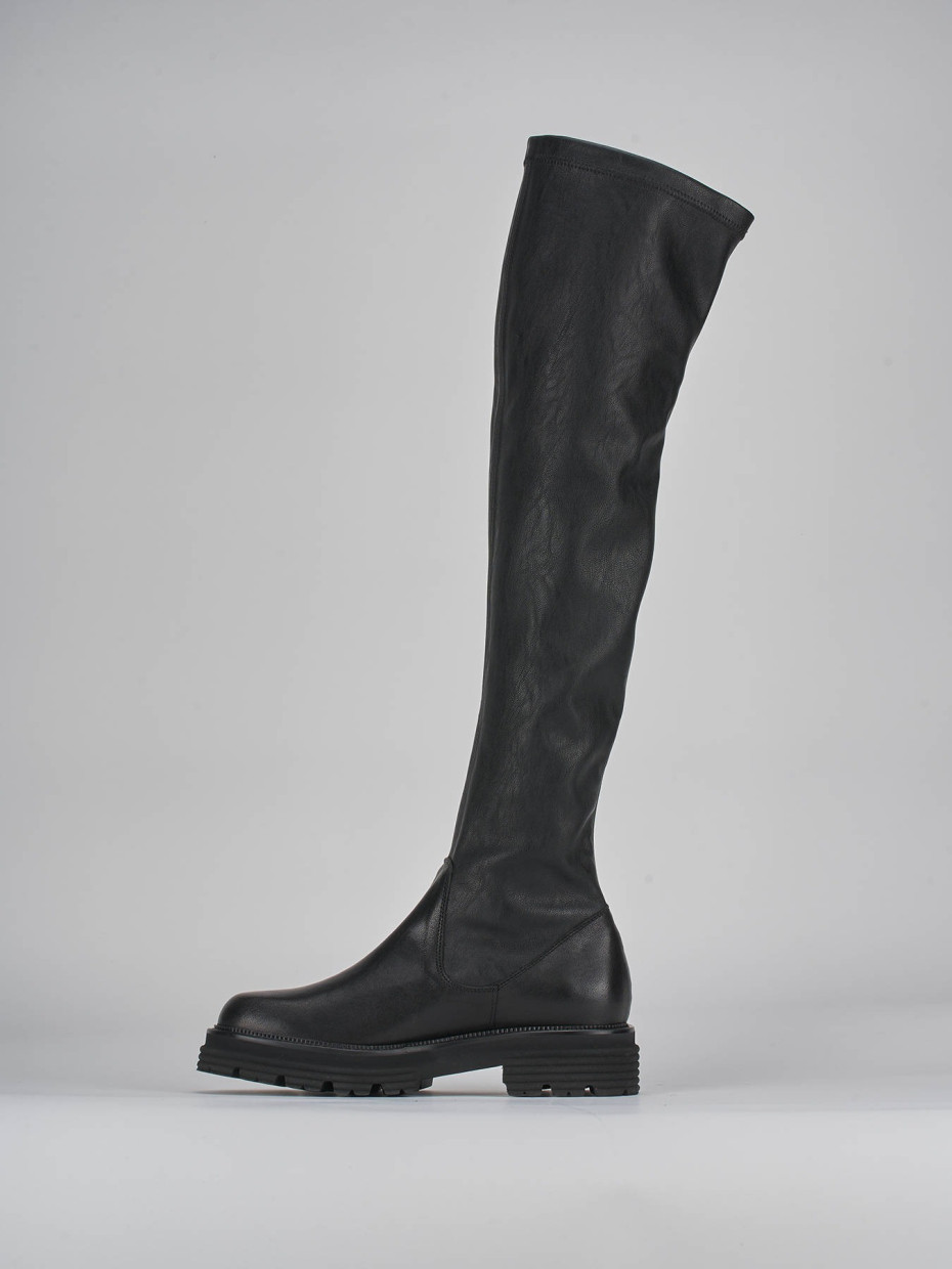 Low heel boots heel 2 cm black leather