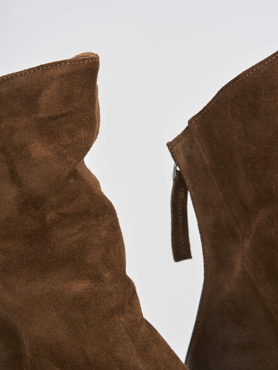 Low heel ankle boots heel 2 cm brown suede