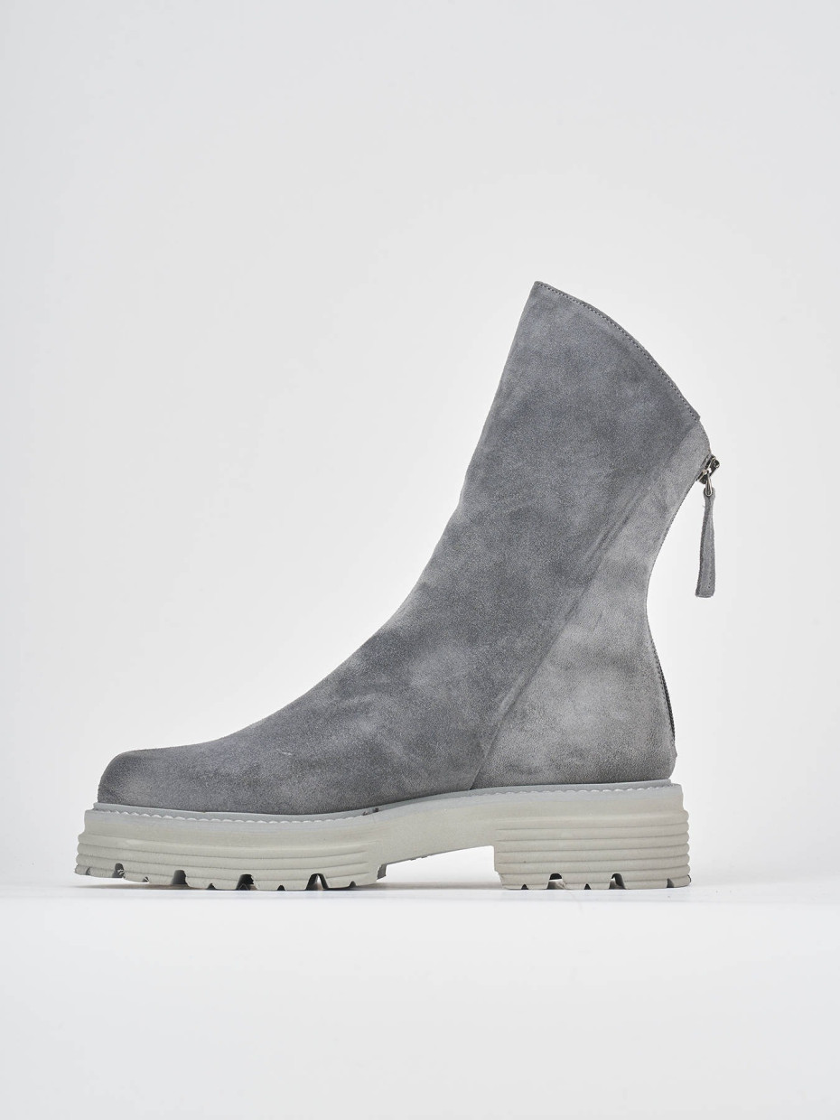 Low heel ankle boots heel 2 cm grey suede